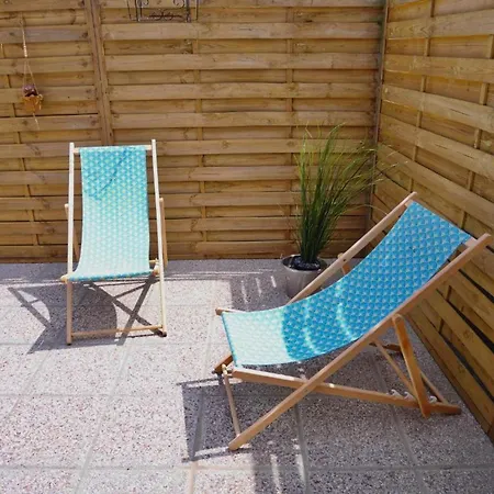 Avec Climatisation, Parking Et Terrasse Privee Pres De Saint-amand-les-eaux - Fr-1-510-147 * Flines-Les-Mortagne