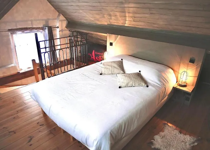 Avec Climatisation, Parking Et Terrasse Privee Pres De Saint-amand-les-eaux - Fr-1-510-147 * Flines-Les-Mortagne